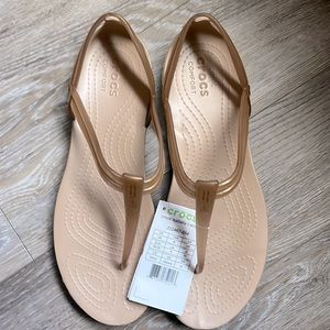Crocs Tstrap sandals